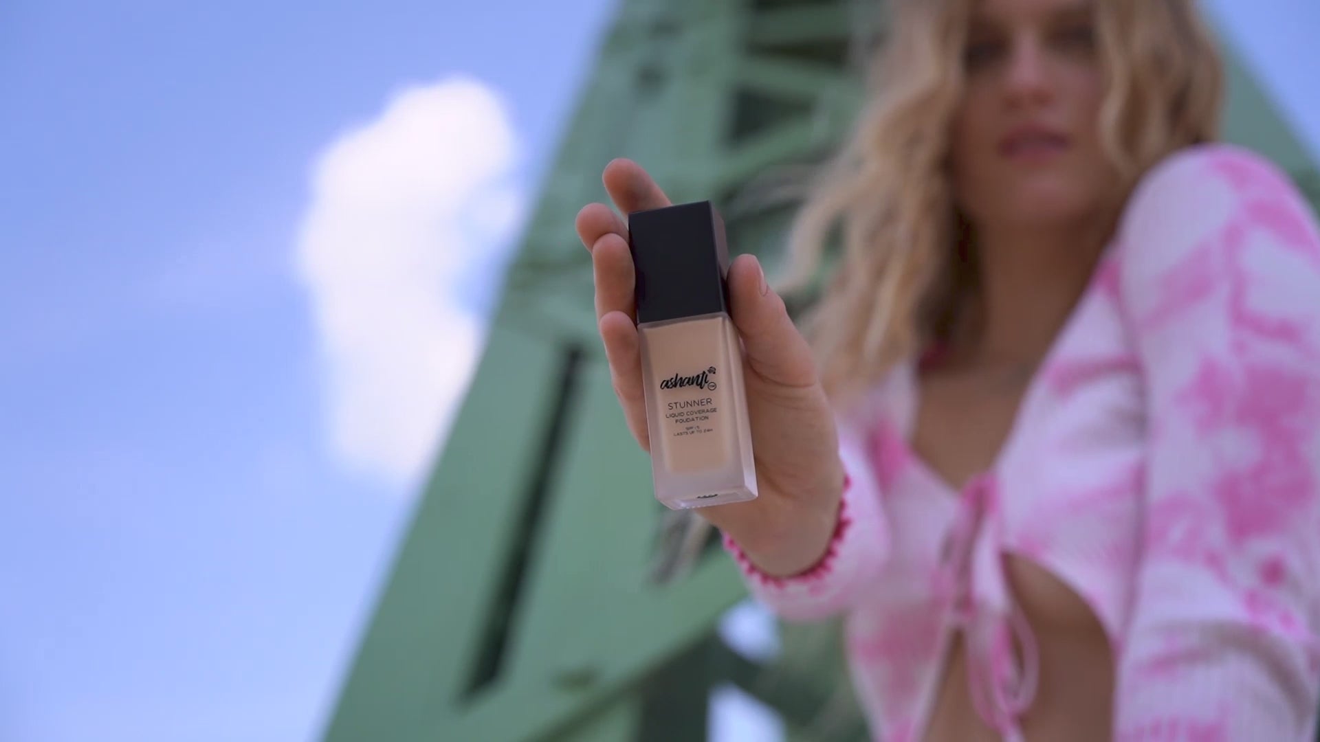 STUNNER - LIQUID COVERAGE FOUNDATION